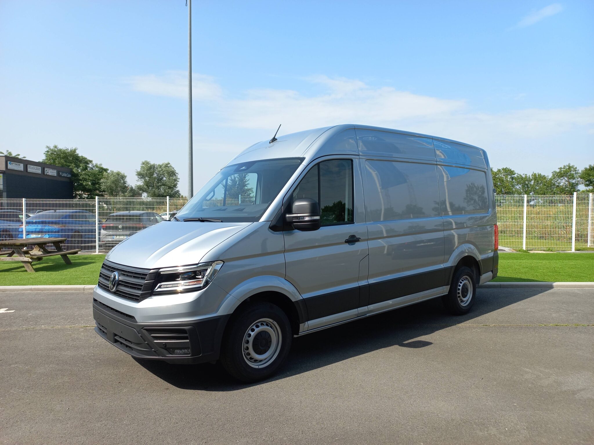 CRAFTER VAN 35 L3H3 2.0 TDI 177 CH BVA