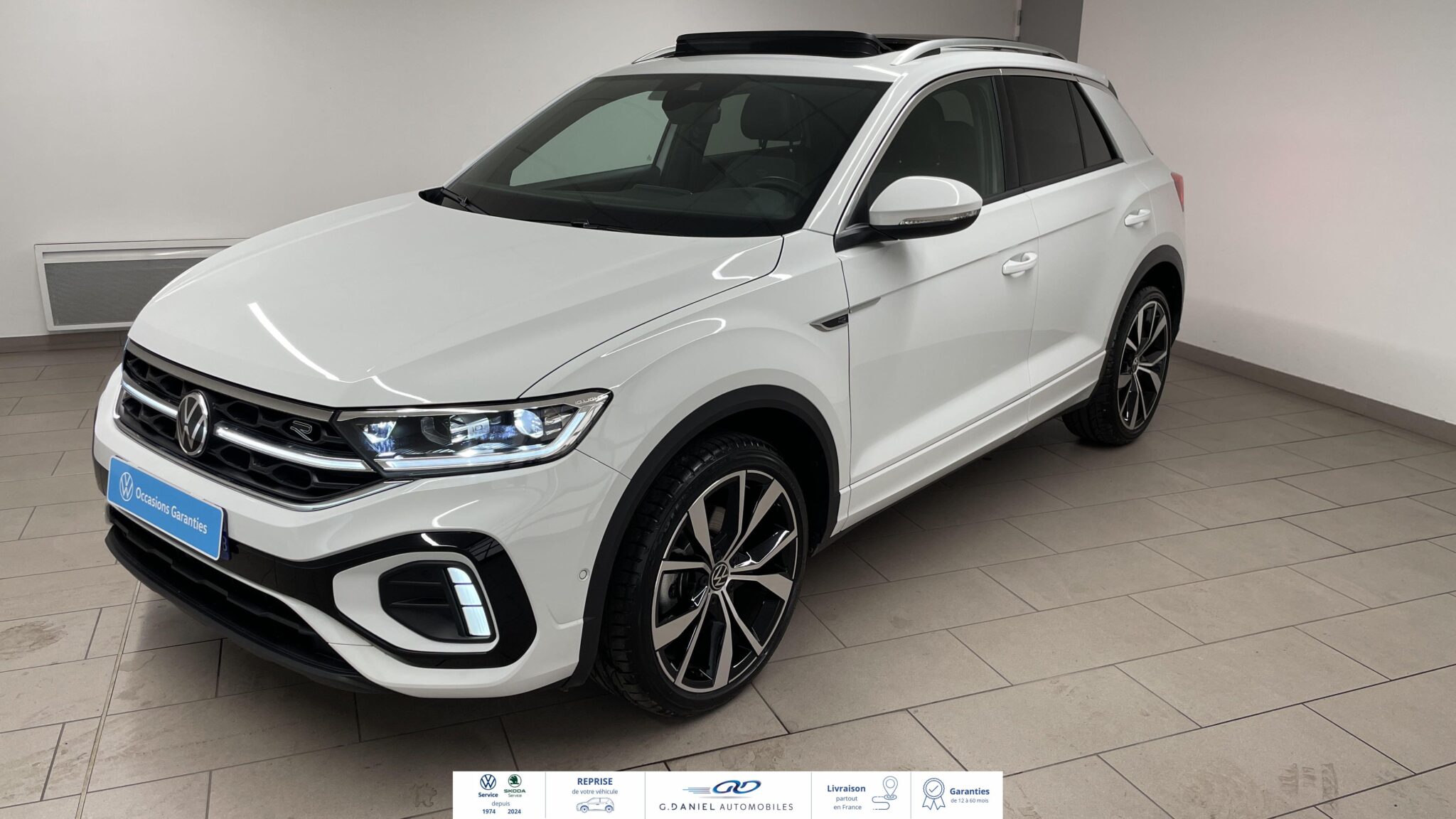 1363566_VOLKSWAGEN_T-ROC_34_AVANT_GAUCHE.jpg